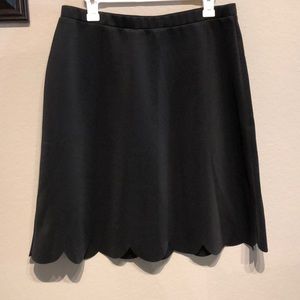 Versona scalloped edge skirt